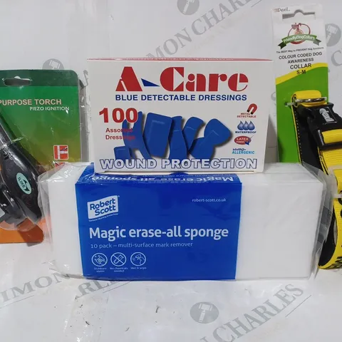 BOX OF APPROXIMATELY 10 ASSORTED HOUSEHOLD ITEMS TO INCLUDE BLUE DETECTABLE DRESSINGS, MAGIC ERASE-ALL SPONGE, MULTI-PURPOSE TORCH, ETC