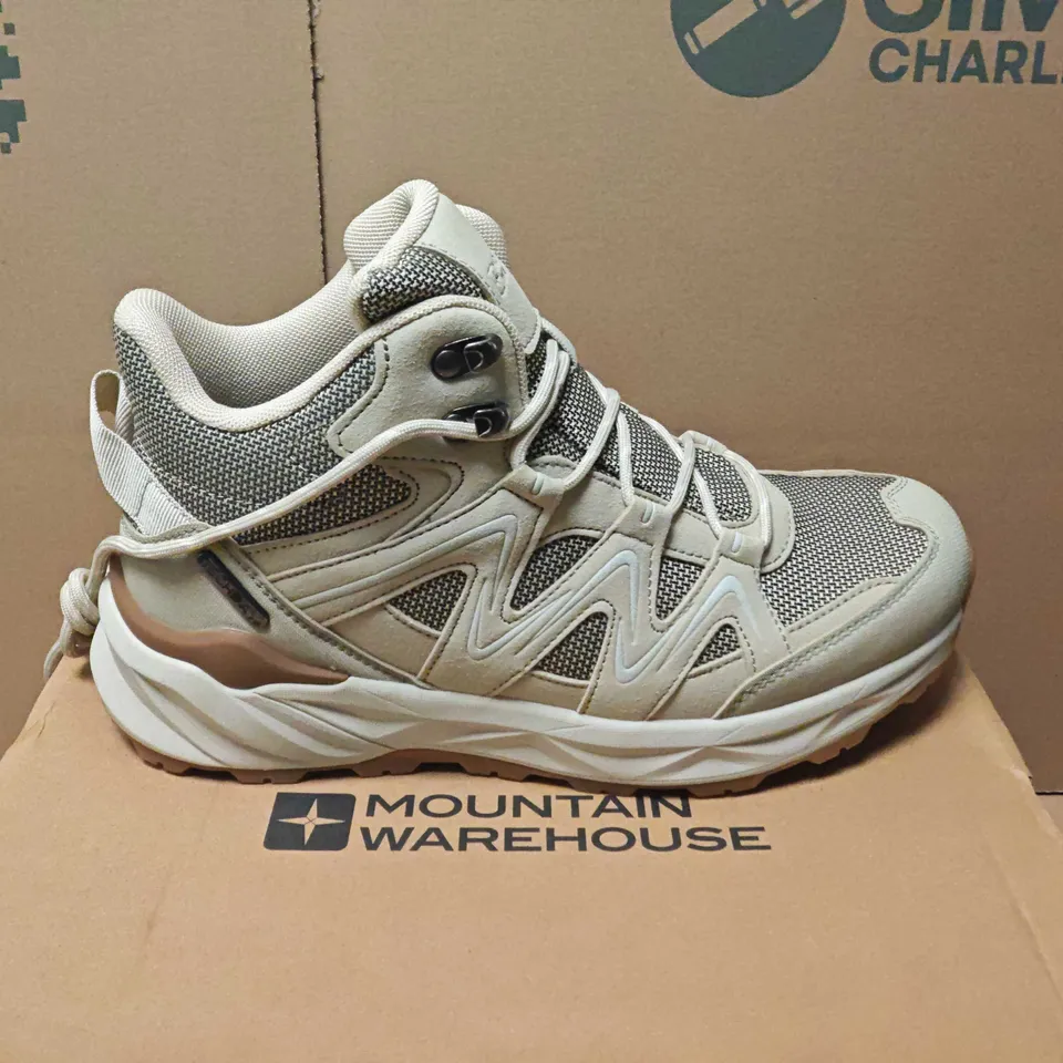 MOUNTAIN WAREHOUSE TRAIL BLAZER WMS WATERPROOF WALKING BOOTS – BEIGE, UK 7 (EU 40, US 9) – 