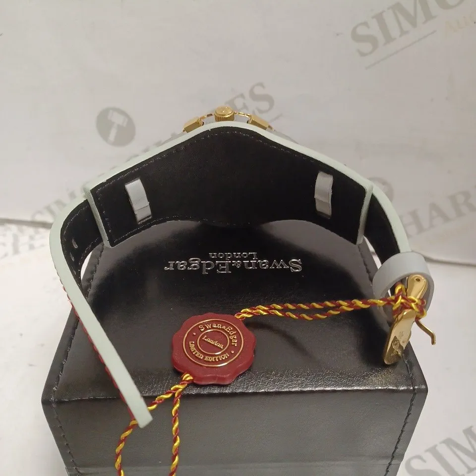 BOXED SWAN AND EDGAR WATCH - DISCERN AUTOMATIC - WATER RESISTANT 3 ATM - LEATHER STRAP - SUB DIAL. 
