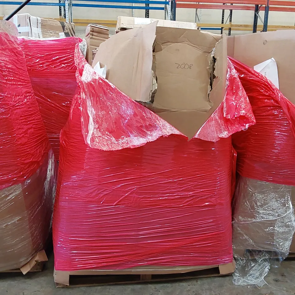 PALLET OF ASSORTED ITEMS INCLUDING: BABY SWING, DESK LAMP, RADIATOR COVER, CLOTHES AIRER HANGER STAND, SEAT CUSHION