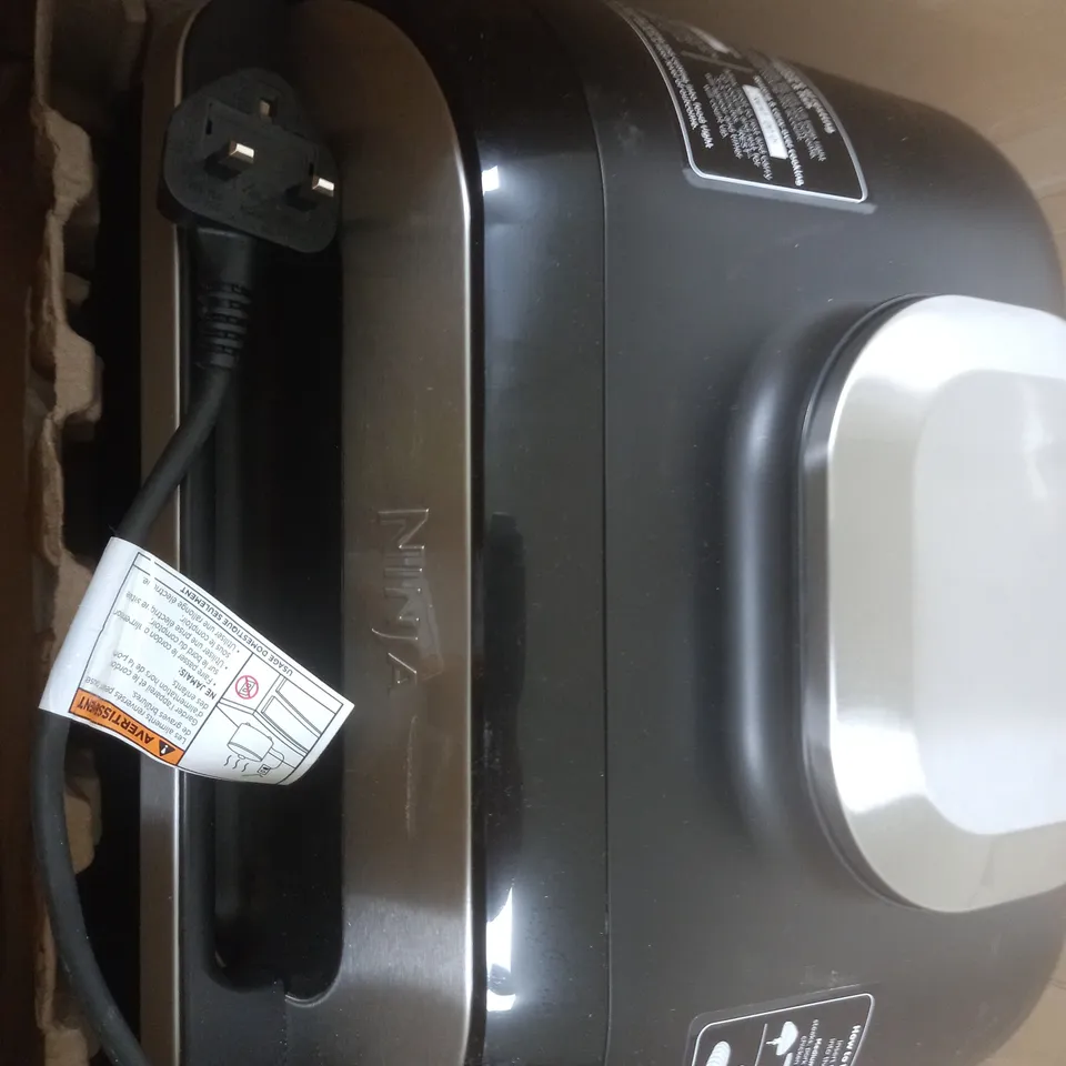 BOXED OUTLET NINJA FOODI MAX HEALTH GRILL & AIR FRYER WITH AUTO IQ AG551UK