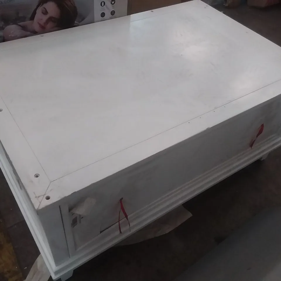 DESIGNER WHITE 1 DRAW UNIT