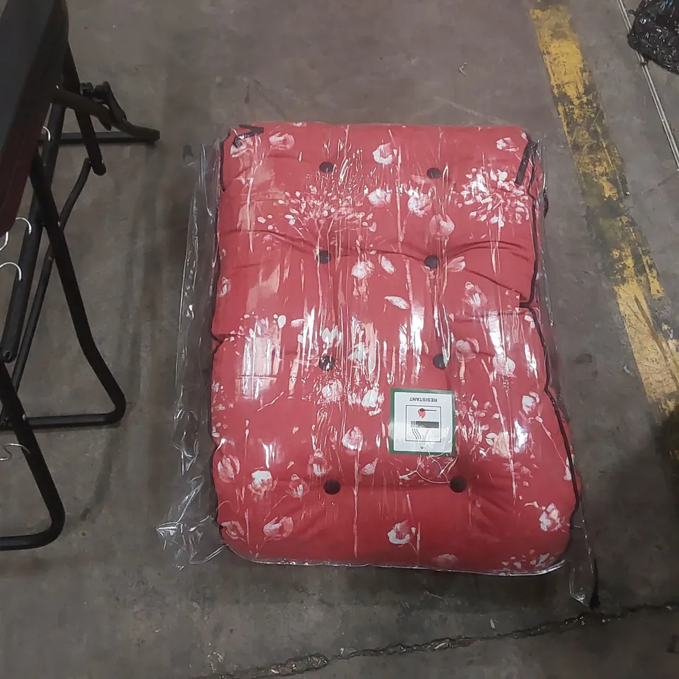 BOXED GLENDALE COMFORT RECLINING RELAXER 