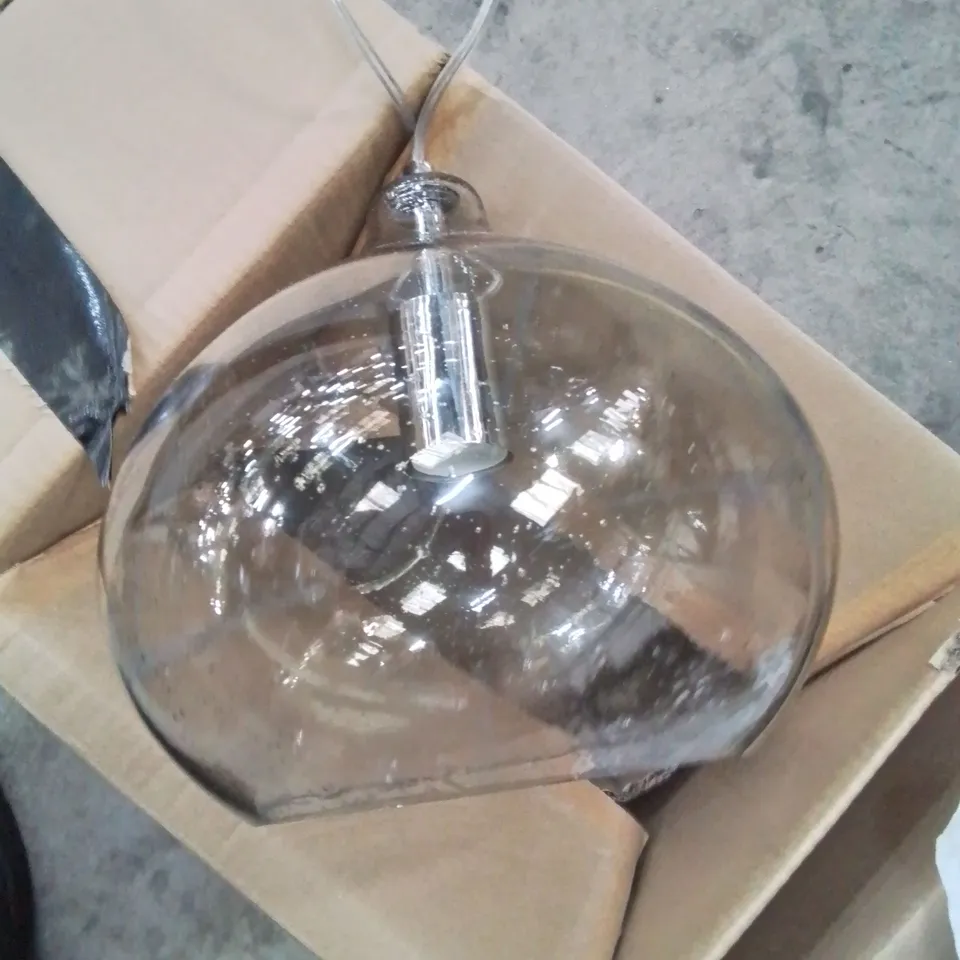 BOXED BRAND NEW LARGE GLASS HANGING STYLISH LIGHTS (2 BOXES)