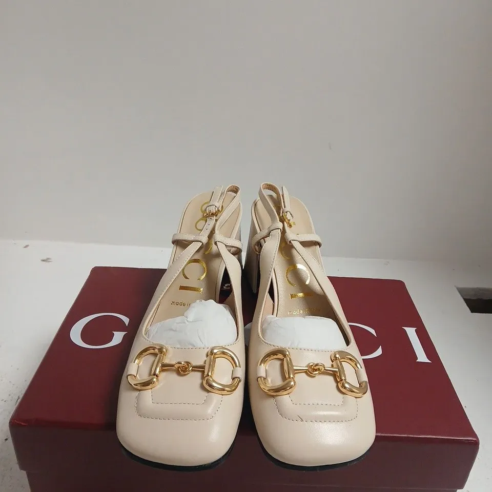 BOXED PAIR OF GUCCI HORSEBIT LEATHER SANDALS – CREAM/NAPPA SILK, UK 6