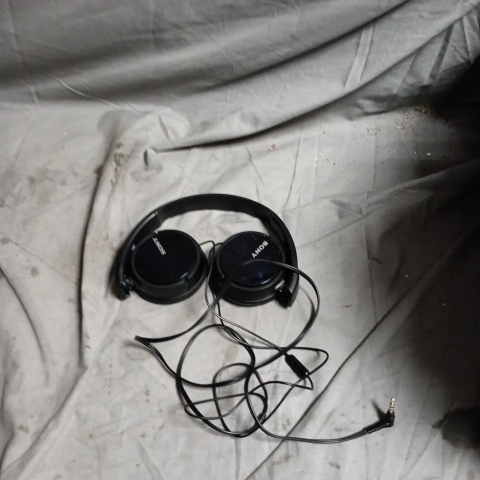 SONY OVER-EAR WIRED HEADPHONES – BLACK