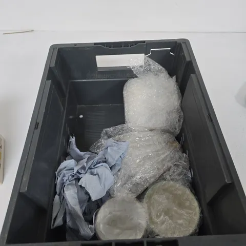 TOTE OF APPROXIMATELY 5 ASSORTED FRAGILE ITEMS TO INCLUDE: ORLA KIELY STORAGE JAR