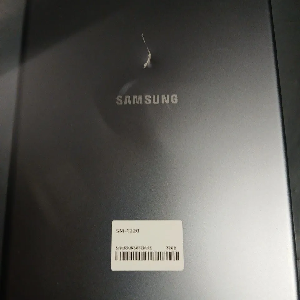 SAMSUNG GALAXY TABLET SM-T220 – 32GB, BLACK
