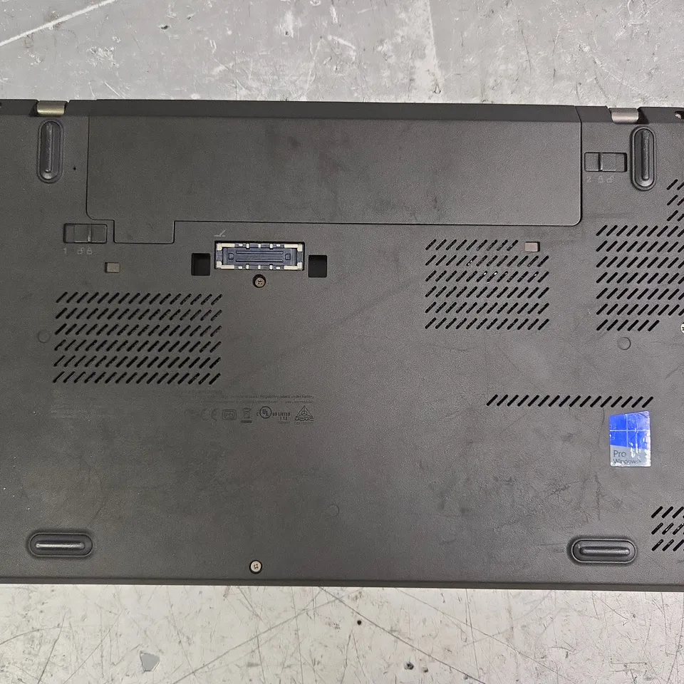 LENOVO X260 THINKPAD LAPTOP IN BLACK