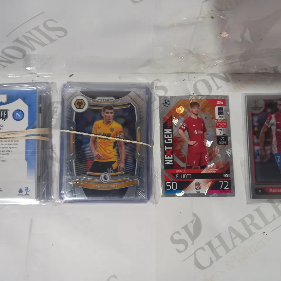 LOT OF ASSORTED COLLECTIBLE TRADING CARDS TO INCLUDE TOPPS MATCH ATTAX, AND PANINI