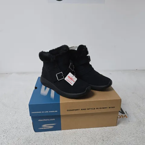 SKECHERS BLACK FUR-TRIM WINTER BOOTS – BOXED SIZE 4.5