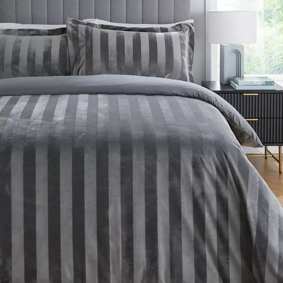 LUXE VELVET STRIPE DUVET COVER SET - SILVER KING SIZE