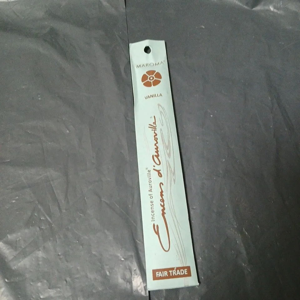 APPROXIMATELY 10 ASSORTED HOUSEHOLD ITEMS INCLUDING FURNITURE SALVE , INCENSE STICKS AND TOASTABAGS