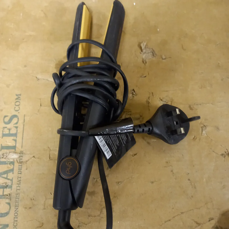 GHD HAIR STRAIGHTENERS