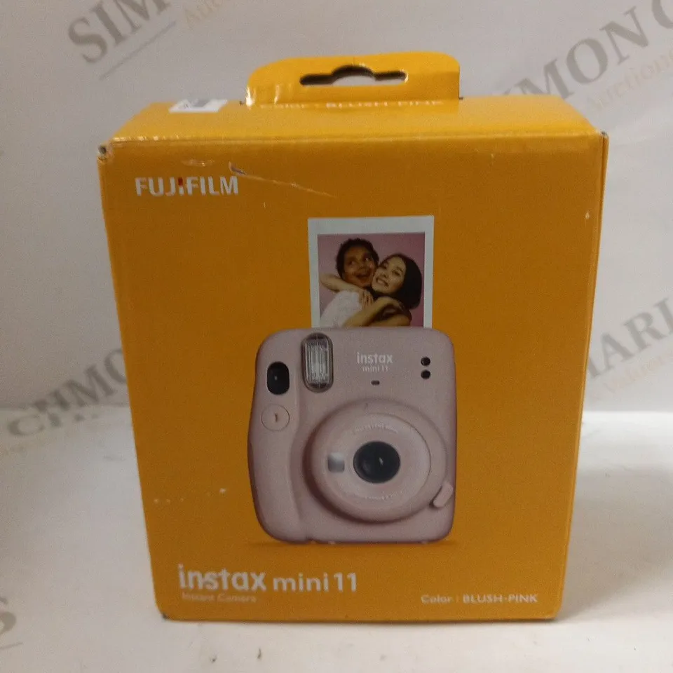 BOXED FUJIFILM INSTAX MINI 11 INSTANT CAMERA