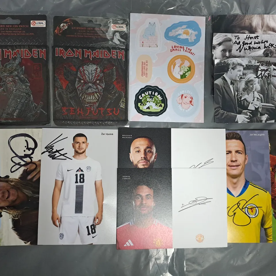 APPROXIMATELY 20 ASSORTED ITEMS TO INCLUDE IRON MAIDEN SENJUTSU PATCH, SMALL ASSORTMENT OF SIGNED IMAGES, ETC