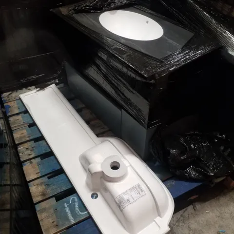 PALLET CONTAINING VANITY UNIT & BASIN 