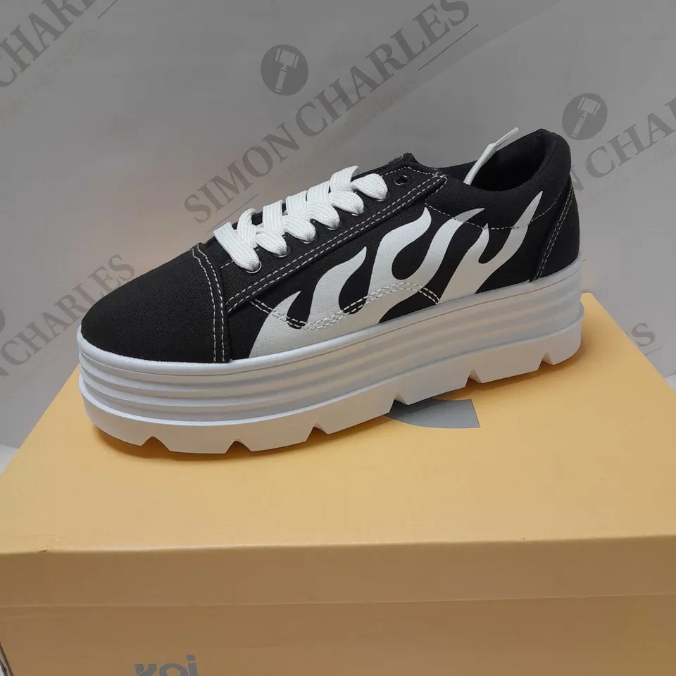 KOI THE FURIES FLAMED CHUNKY BLACK TRAINERS - SIZE 4