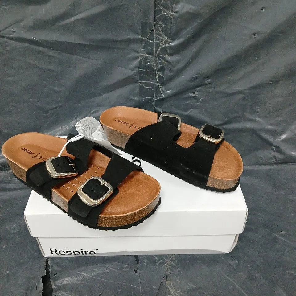 BOXED PAIR OF GEOX RESPIRA SUEDE BRIONIA SANDAL UK 5
