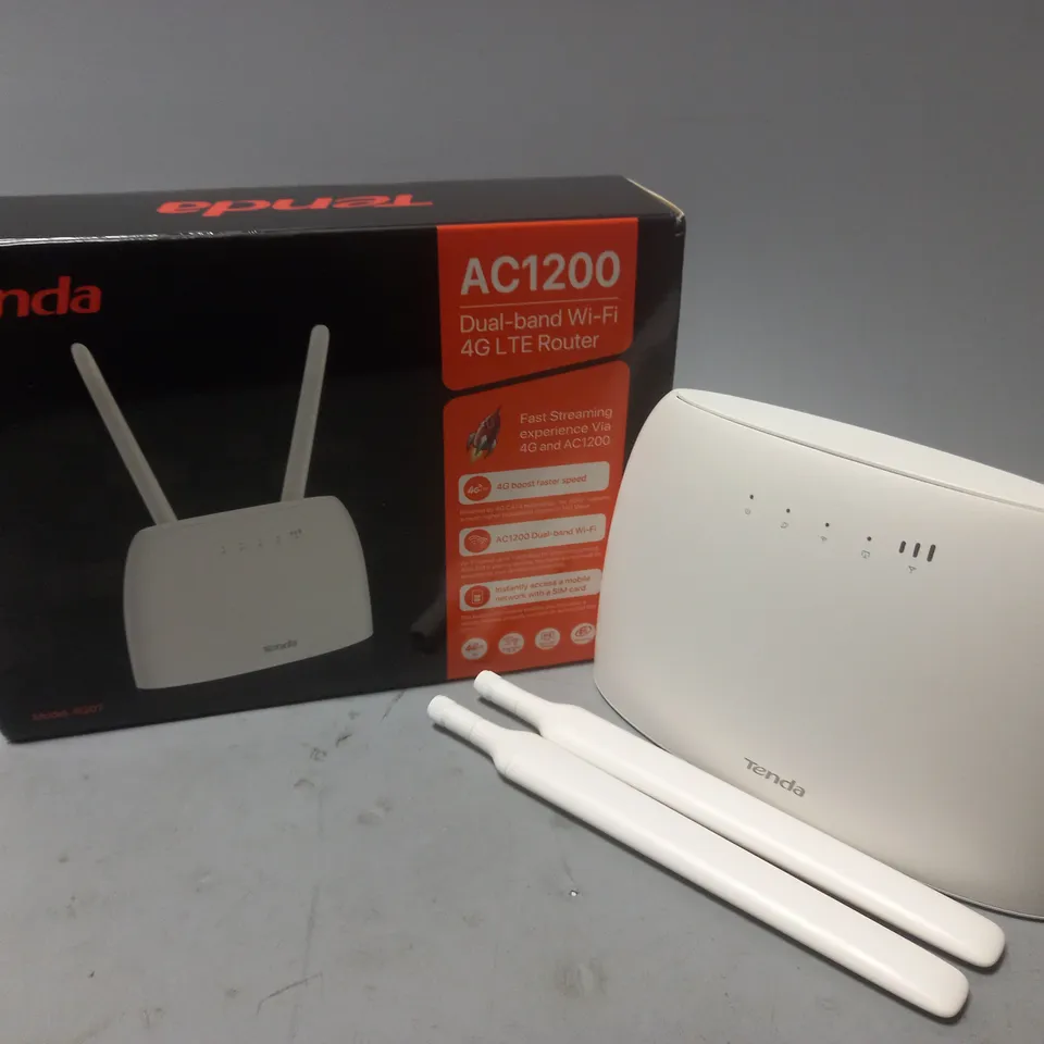 BOXED TENDA AC1200 DUAL-BAND WI-FI 4 LTE ROUTER