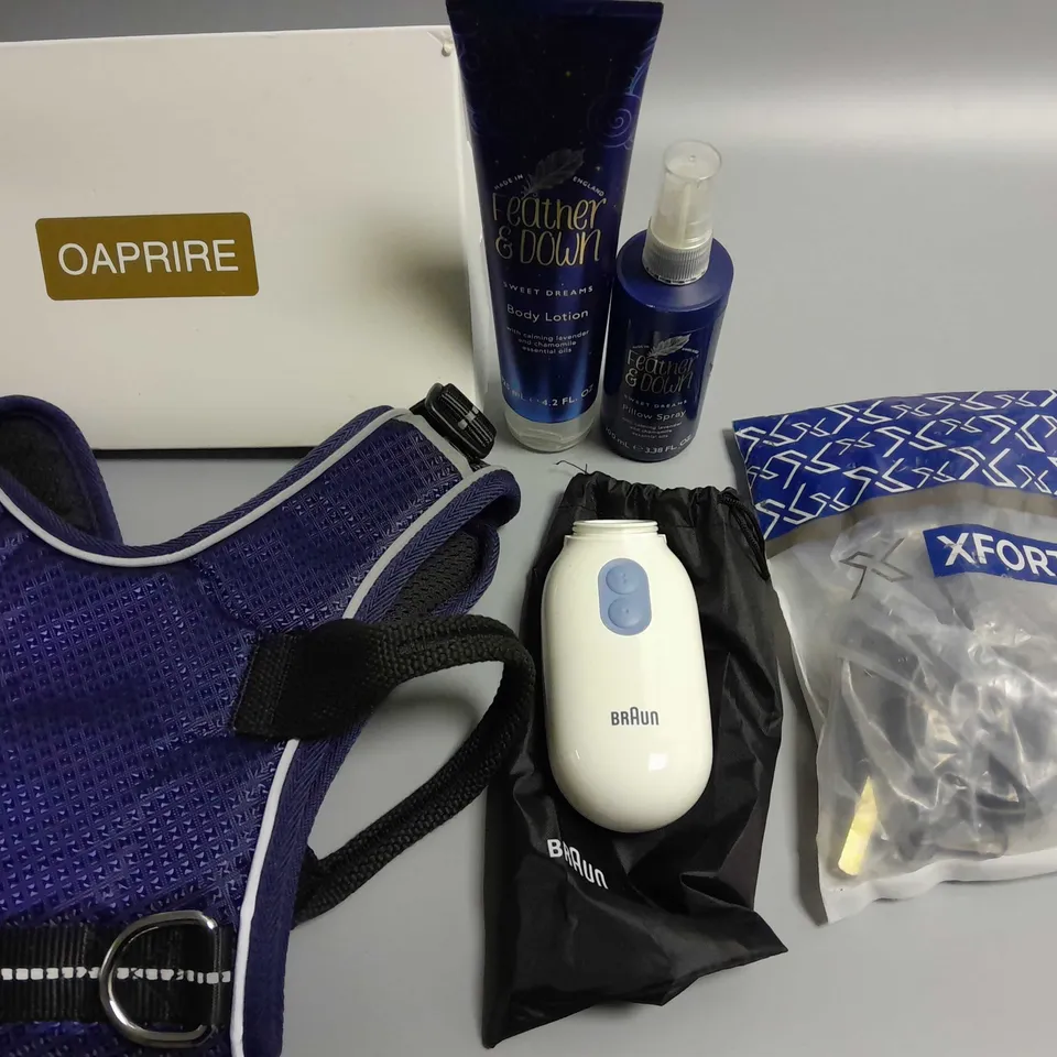 LOT OF 5 ASSORTED ITEMS TO INCLUDE XFORT RING GATE LATCH, PET HARNESS AND PILLOW SPRAY