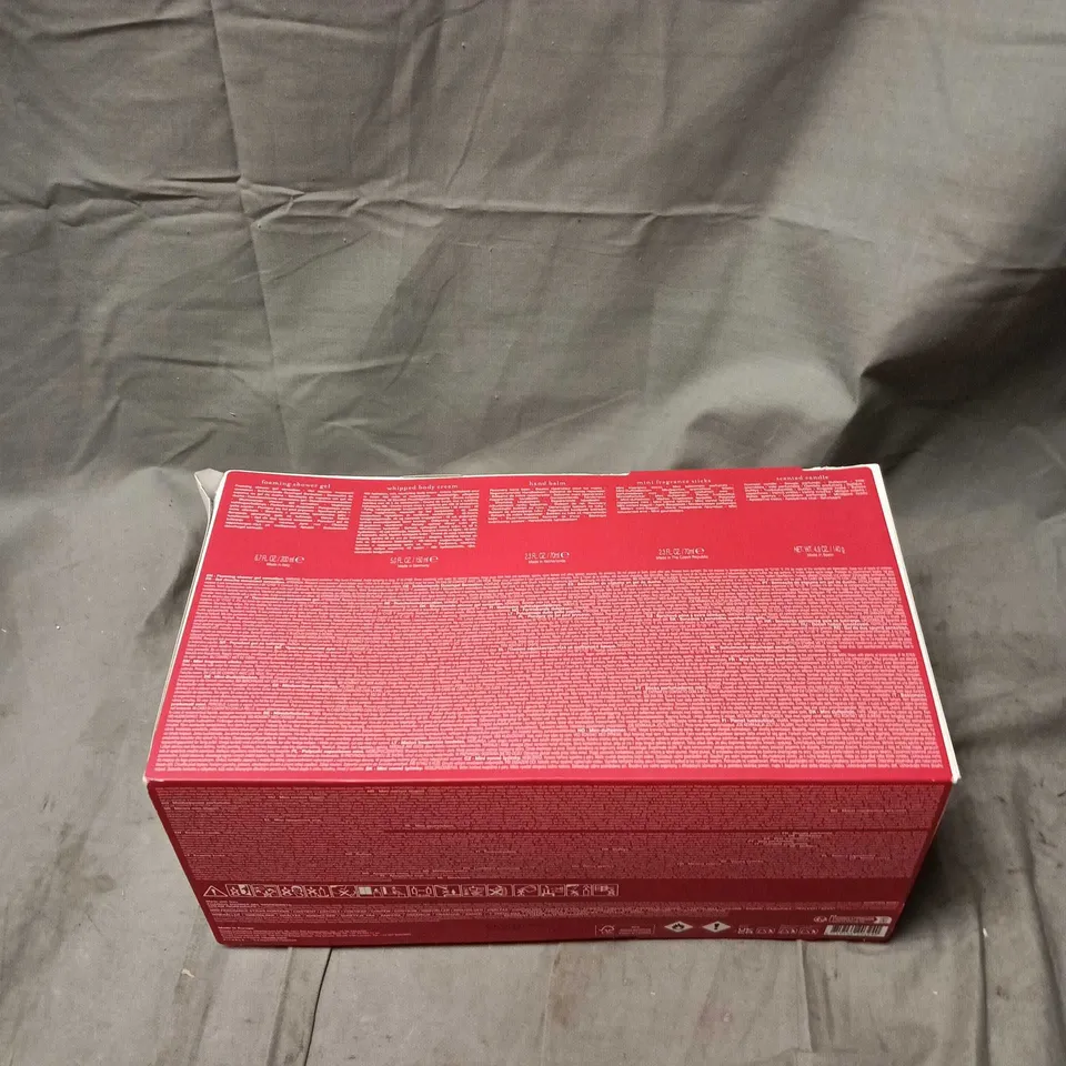 RITUALS THE RITUAL OF AYURVEDA BATH & BODY GIFT SET WITH BURGUNDY TRAVEL BAG