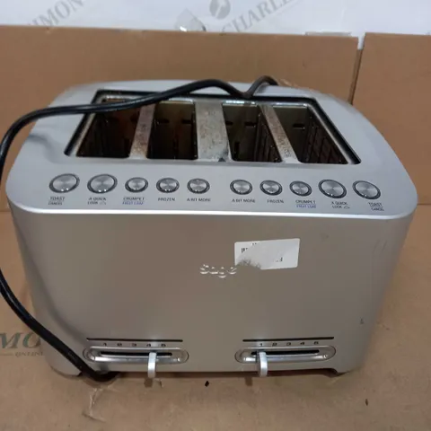 SAGE SILVER 4 SLICE TOASTER