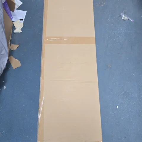 SARA DAVIS CHRISTMAS TREE