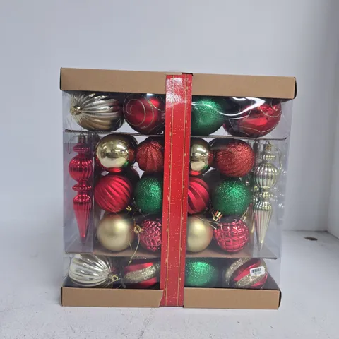 BOXED CHRISTMAS TREE ORNAMENTS – ASSORTED RED, GREEN & GOLD BAUBLES