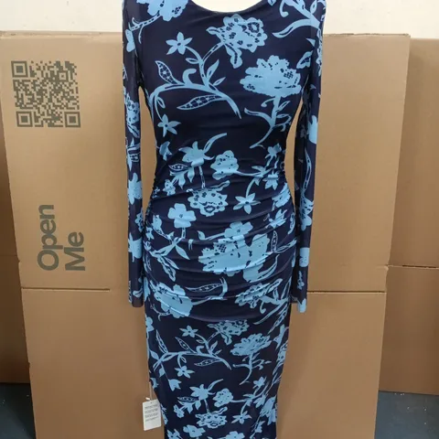 JOLIE MOI NAVY FLORAL RUCHED SHEATH MAXI MESH DRESS - UK SIZE 8
