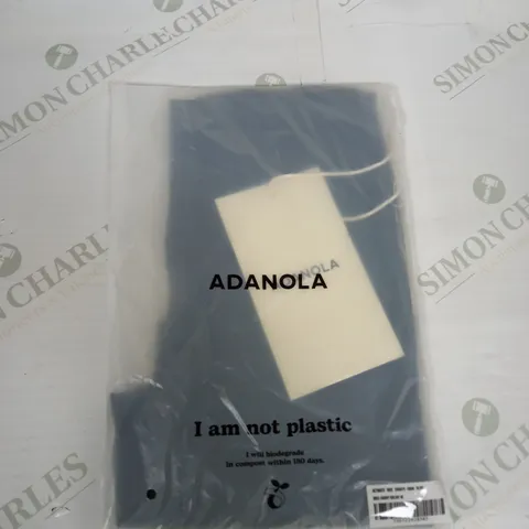 BAGGED ADANOLA ULTIMATE BIKE SHORTS SIZE M