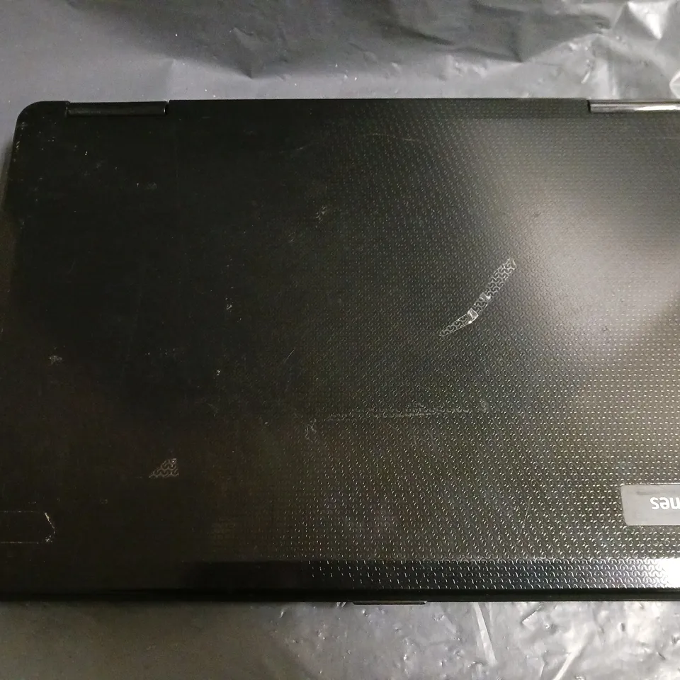 EMACHINES E525 LAPTOP