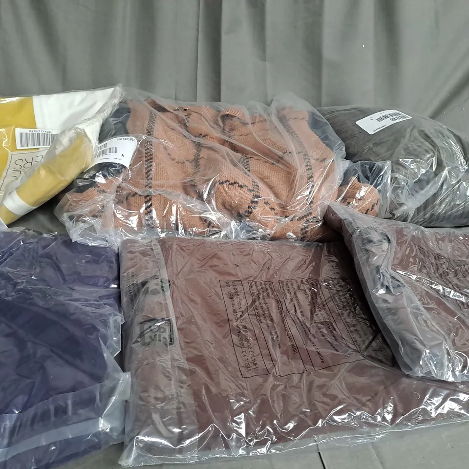 BOX OF ASSORTED CLOTHING ITEMS TOO INCLUDE COATS , TOPS, AND TROUSERS   ETC. 