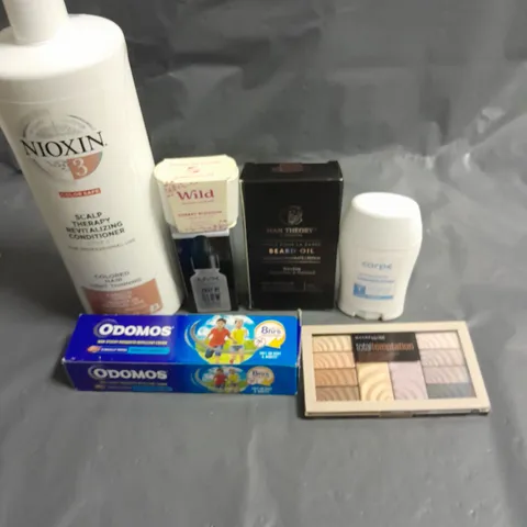 APPROXIMATELY 20 ASSORTED HEALTH & BEAUTY PRODUCTS TO INCLUDE WILD DEODORANT REFILL, MAYBELLINE EYESHADOW PALETTE AND MAN THEORY BEARD OIL