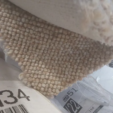 ROLL OF QUALITY DISCOVERY THEORY CARPET - APPROXIMATELY 4 x 2m