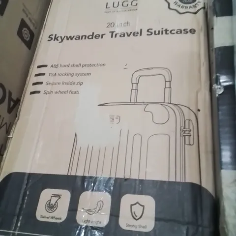 BOXED LUGG 20INCH SKYWANDER TRAVEL SUITCASE 