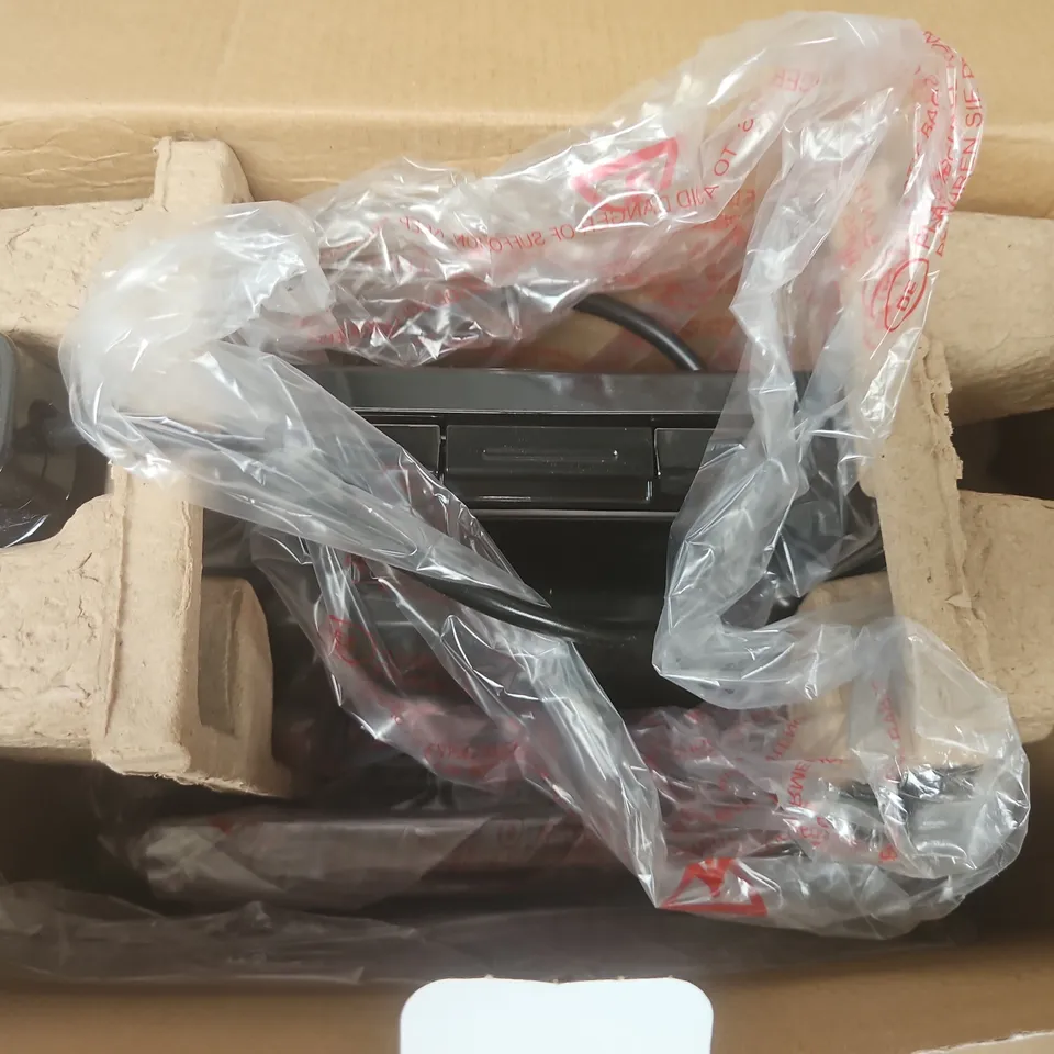 BOXED BREVILLE ULTIMATE SNACK MAKER 3-IN-1 TOASTIE MAKER