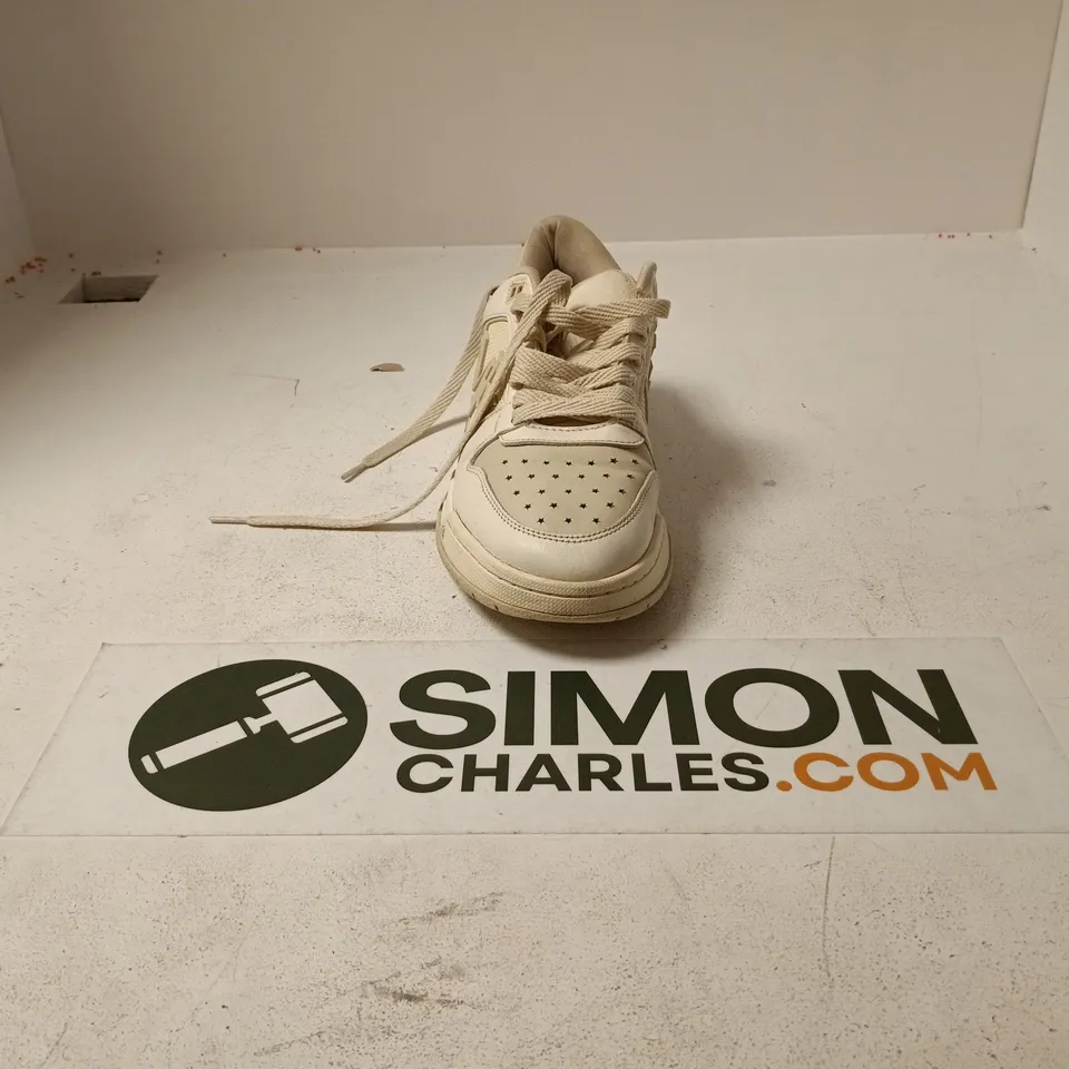 UNBOXED PAIR OF AMIRI TRAINERS IN OFF WHITE - EU 43