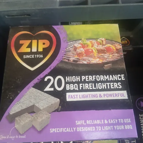 LARGE QUANTITY OF ASSORTED FIRELIGHTERS