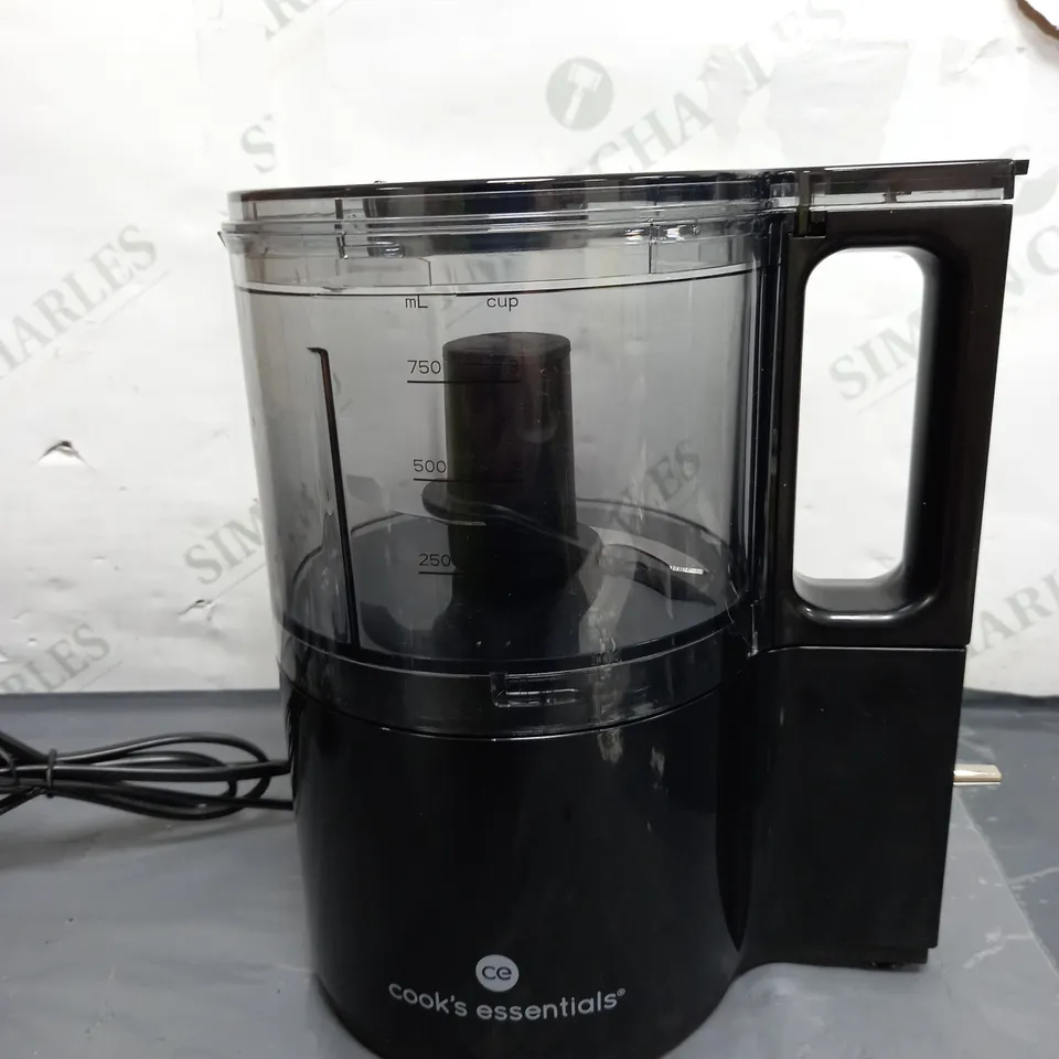 BOXED COOK'S ESSENTIALS FOOD CHOPPER