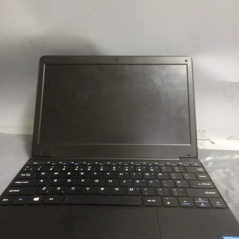 GEO BOOK 1E LAPTOP