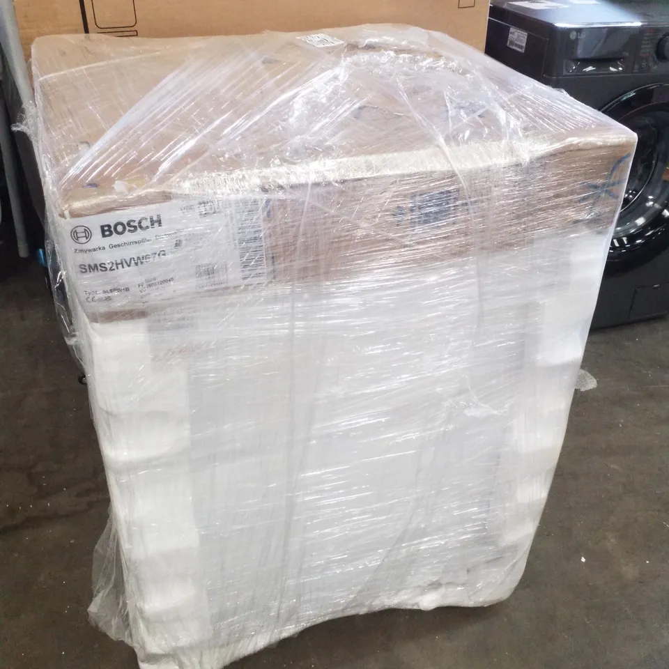 PACKAGED BOSCH SERIES 2 SMS2HVW67G FULLSIZE, 14-PLACE SETTING FREESTANDING DISHWASHER - 6 PROGRAMMES, VARIO BASKETS, VARIO DRAWER, 5 OPTIONS, 46DB, 9L - WHITE
