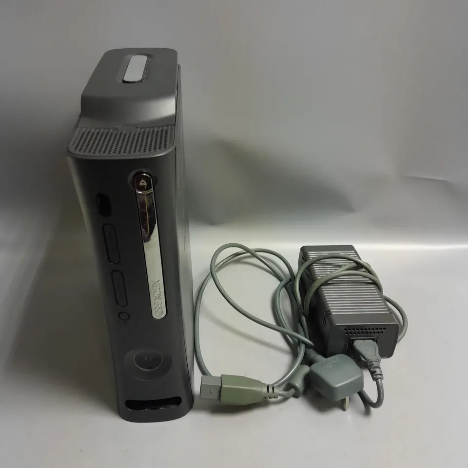 UNBOXED XBOX 360 BUNDLE