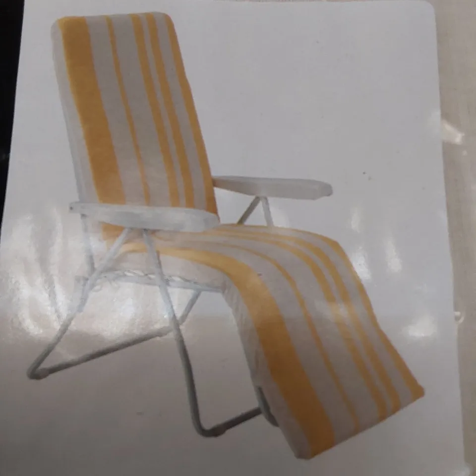 BRAND NEW BAGGED SET OF 2 MULTI-POSITION GARDEN RELAXER CHAIRS - YELLOW STRIPE
