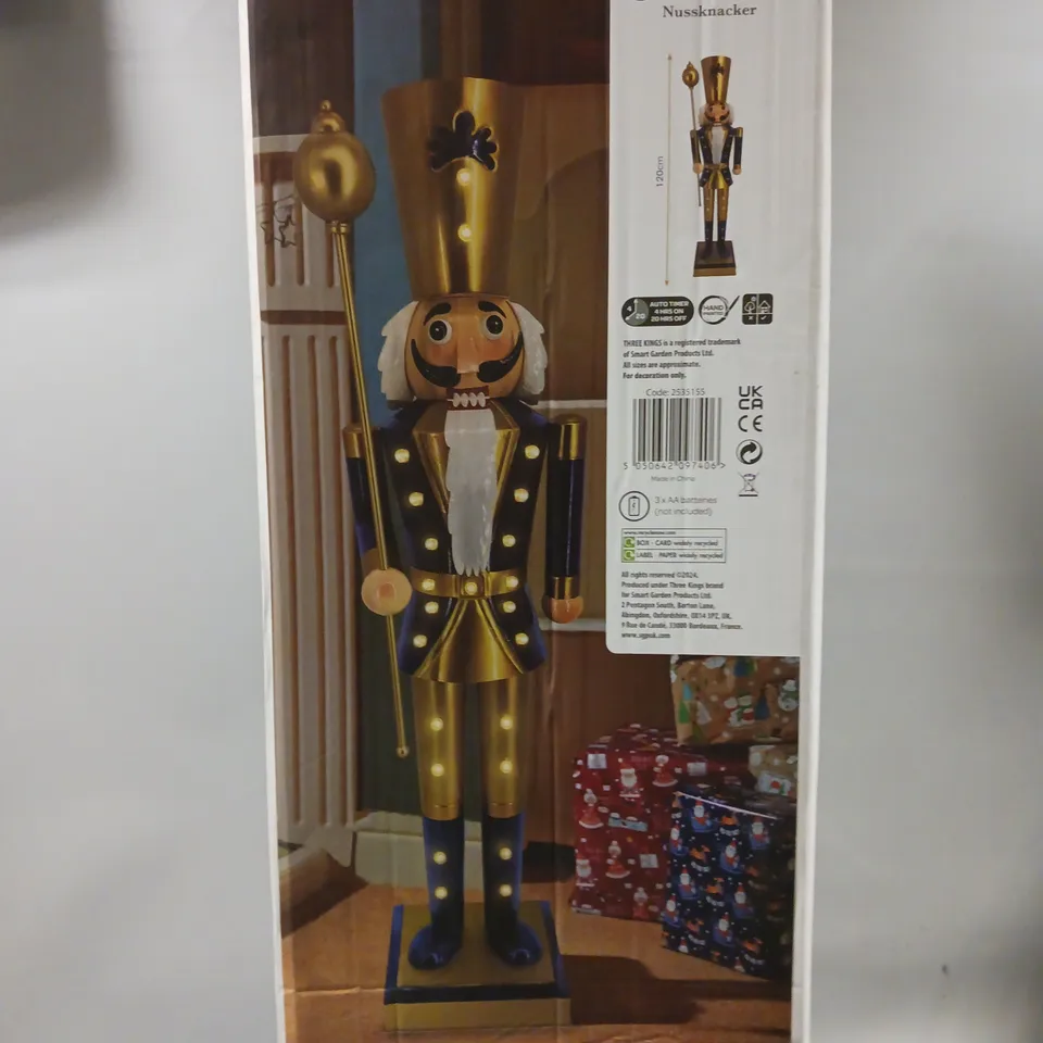 BOXED THREE KINGS NUTCRACKER NAVY