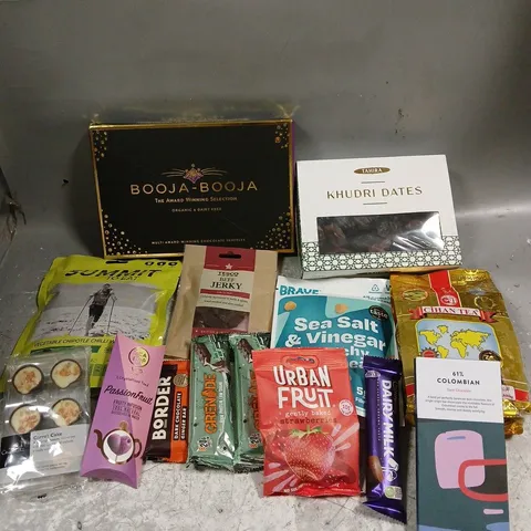 APPROXIMATELY 12 ASSORTED FOOD & DRINK ITEMS TO INCLUDE - GRENADE DARK CHOCOLATE MINT PROTEIN BAR - HOTEL CHOCOLAT CARROT CAKE - BRAVE SEA SALT & VINEGAR CRUNCHY CHICKPEAS - ETC