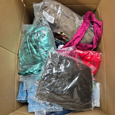 LARGE BOX OF ASSORTED CLOTHING ITEMS IN VARIOUS SIZES, STYLES AND COLOUR 