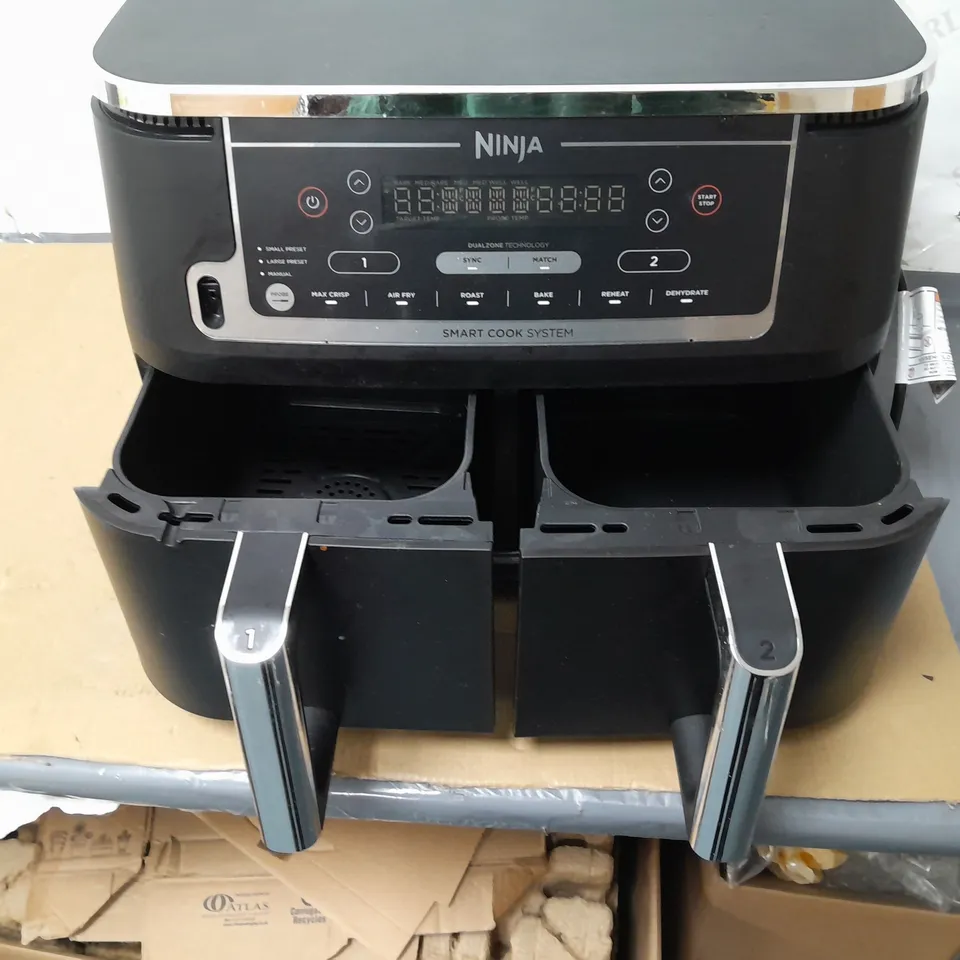 UNBOXED NINJA FOODI MAX DUALZONE AIR FRYER IN BLACK