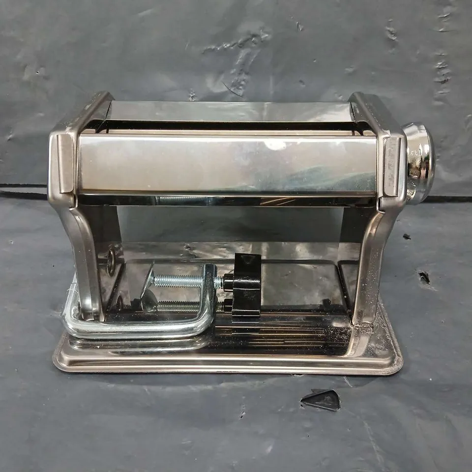 KITCHEN CRAFT DELUXE PASTA MACHINE