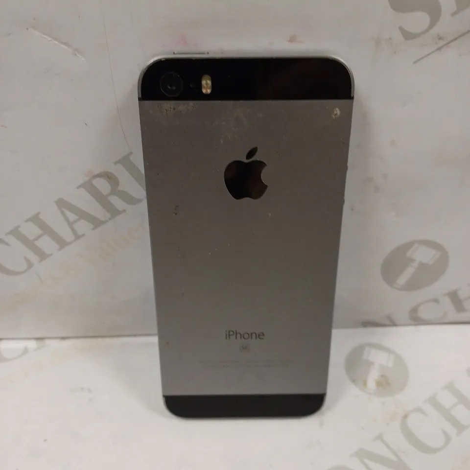 APPLE IPHONE SE SMARTPHONE 